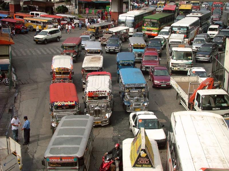 Traffic in Manila 2